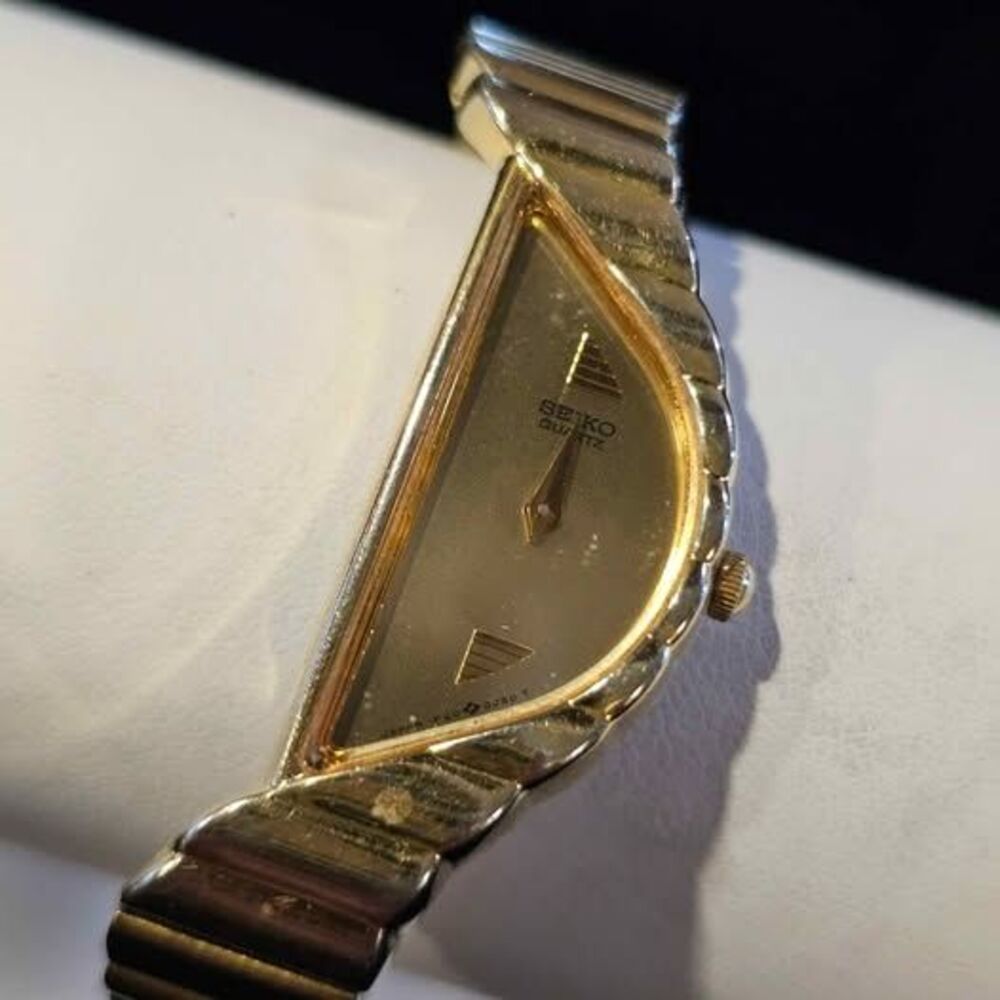 Vintage ladies Seiko 1/2 Moon